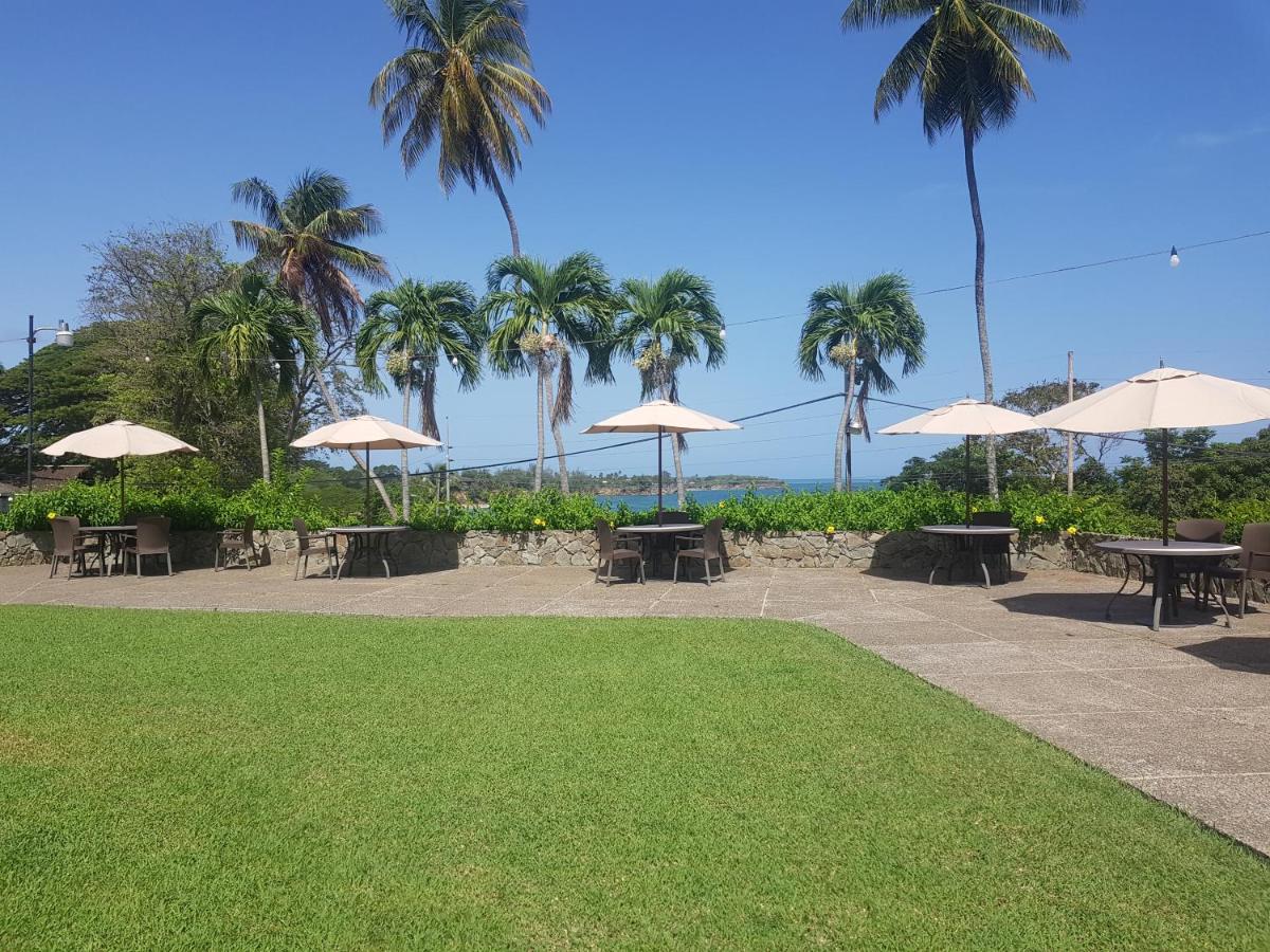 Mount Irvine Bay Resort Black Rock Esterno foto