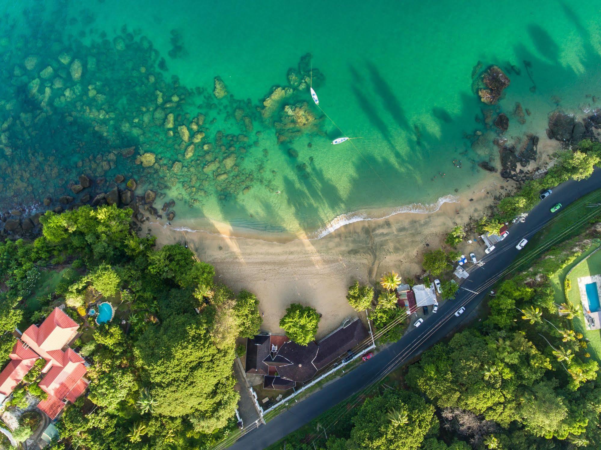 Mount Irvine Bay Resort Black Rock Esterno foto